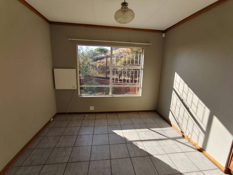 To Let 3 Bedroom Property for Rent in Langenhovenpark Free State